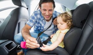 how to install graco car seat on airplane