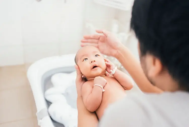 newborn face